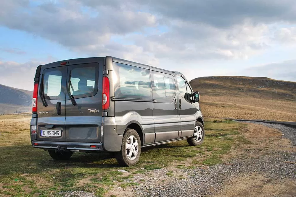 Test Renault Trafic dCi 115: Un „people carrier” cinstit 5 trafic 1
