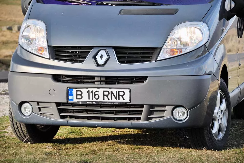 Test Renault Trafic dCi 115: Un „people carrier” cinstit 7 trafic 3