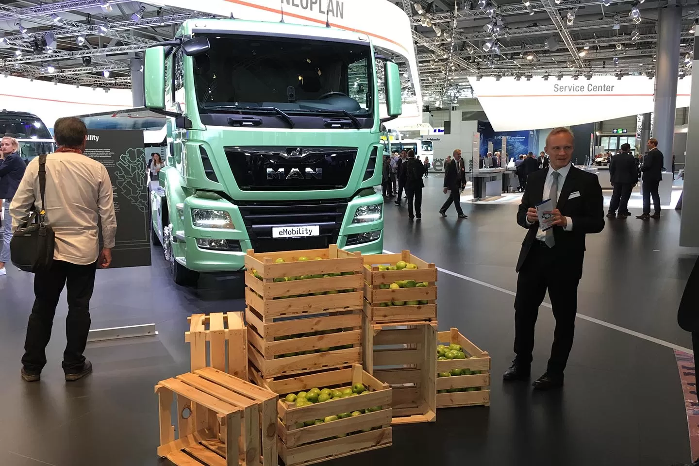 MAN a prezentat la IAA 2016 camionul electric cu sarcina de 18 tone 3 IMG 8045