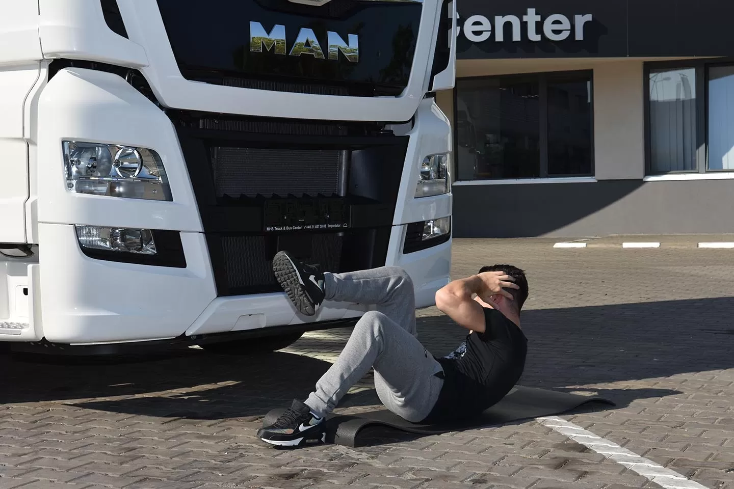 #FitTrucker: Exerciții pentru antrenarea mușchilor abdominali și lombari 7 4.23
