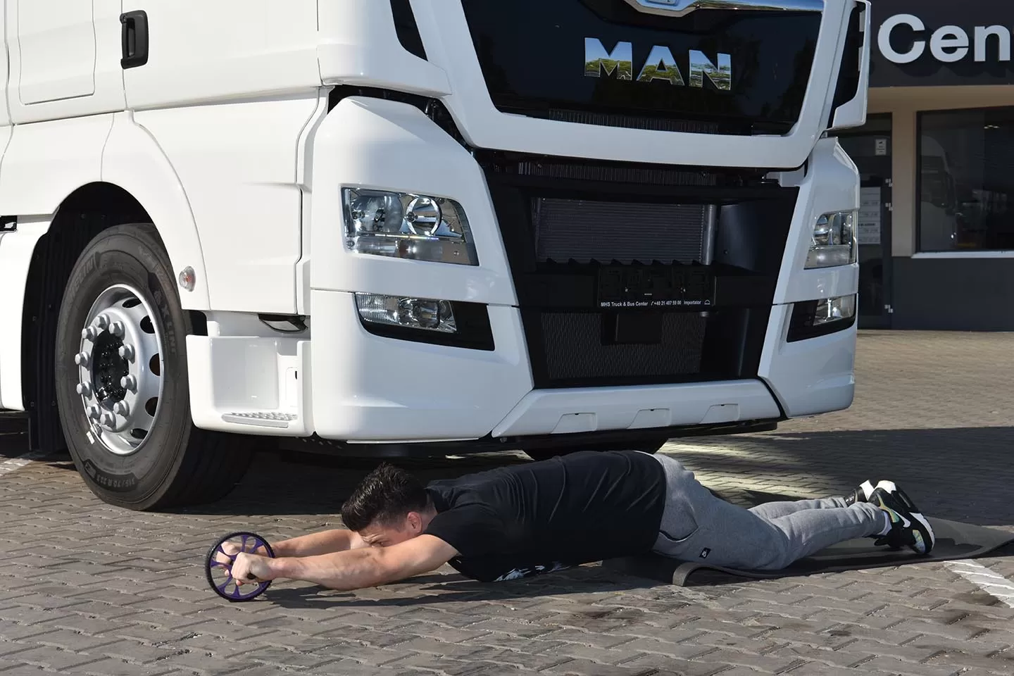 #FitTrucker: Exerciții pentru antrenarea mușchilor abdominali și lombari 17 4.72